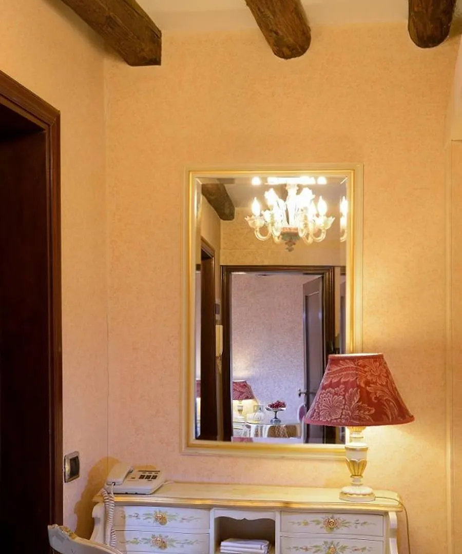 ***  Ambassador Tre Rose Hotel Venice Italy