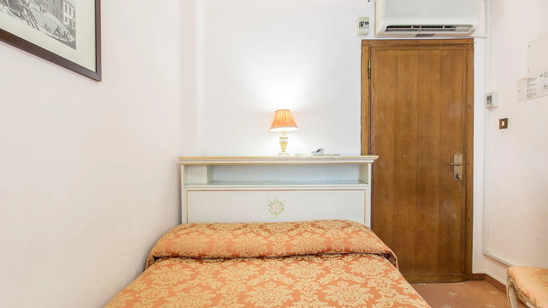Hotel Ambassador Tre Rose Benátky