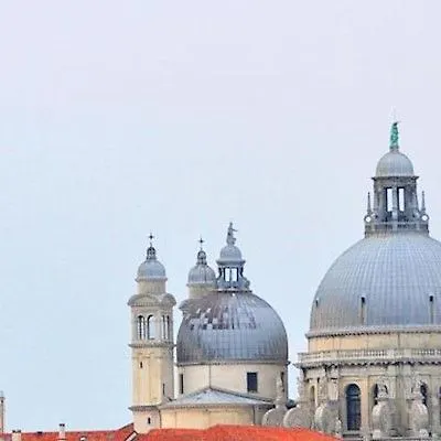 Ambassador Tre Rose Hotel Venice