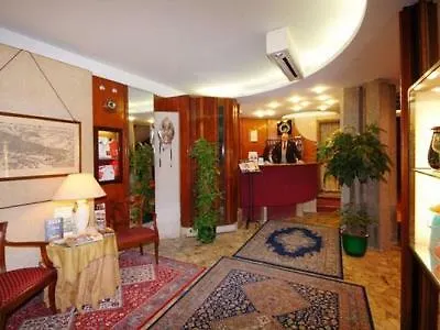 מלון ונציה Ambassador Tre Rose