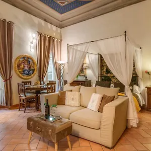 https://dante-states-apartments.it-tuscanyhotel.com