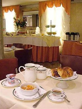 Ambassador Tre Rose Hotel Venice