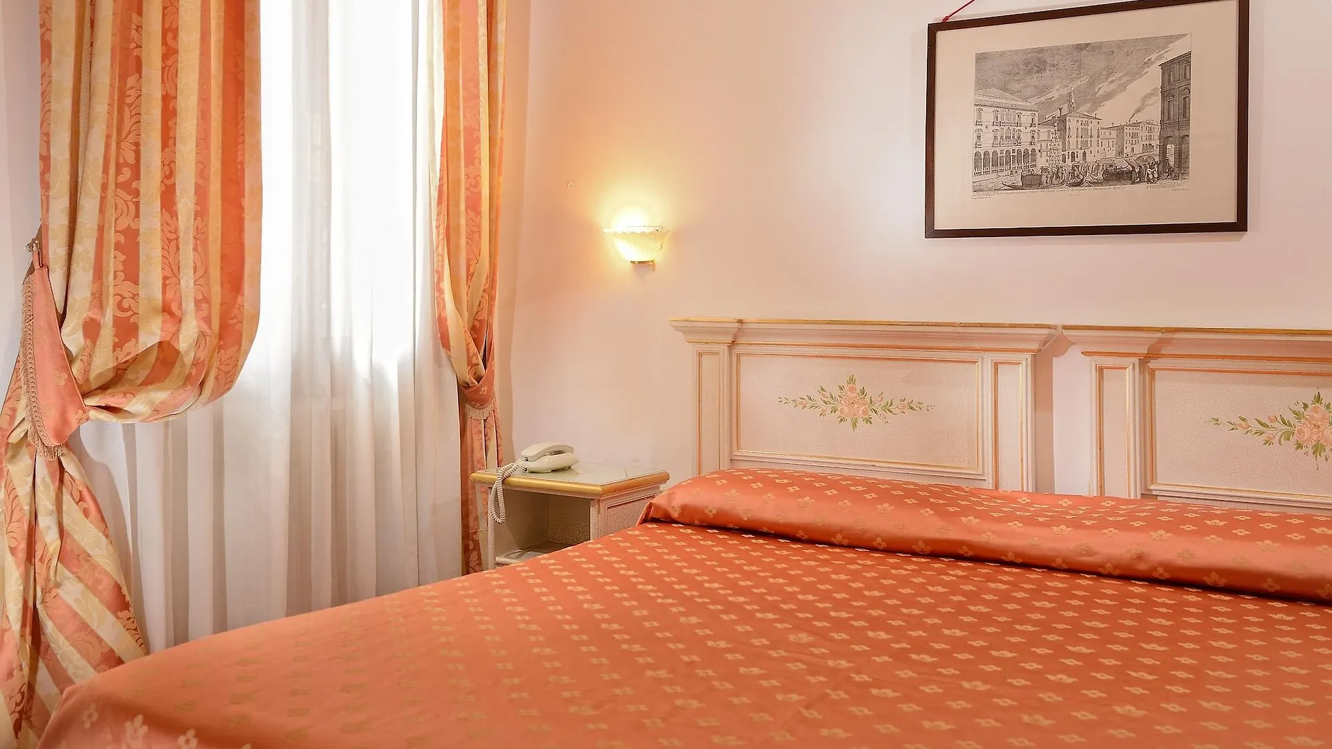 Hotel Ambassador Tre Rose Venecia Italia
