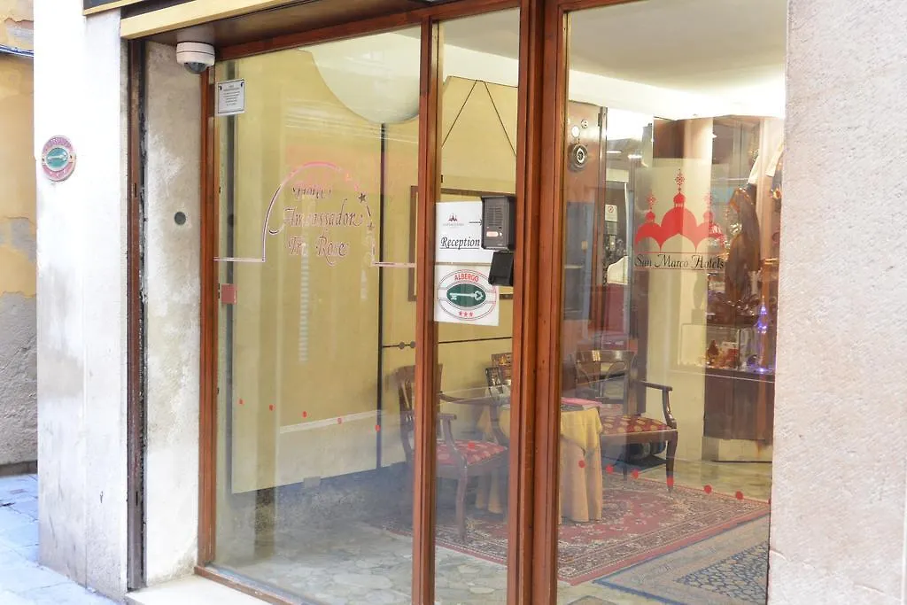 Hotel Ambassador Tre Rose Venecia